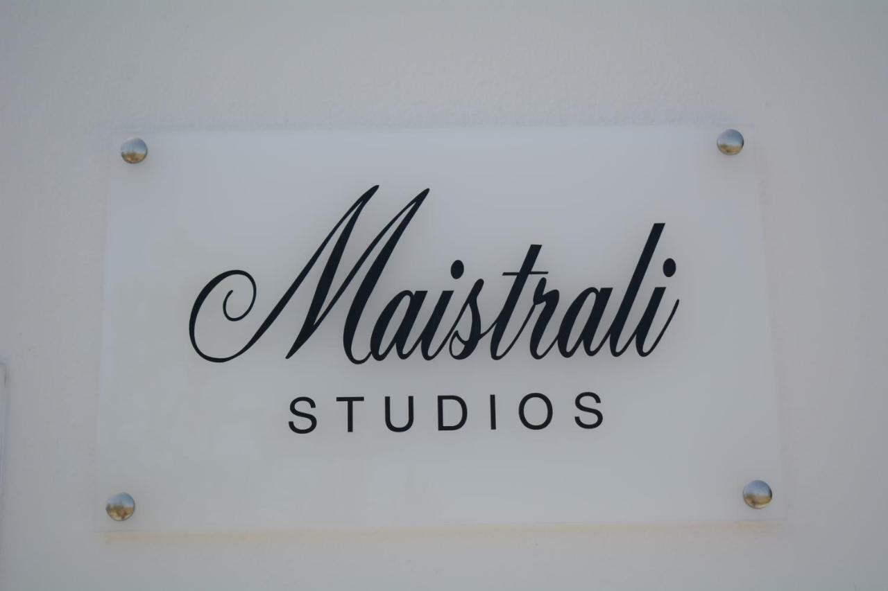 Maistrali Provatas Exterior foto